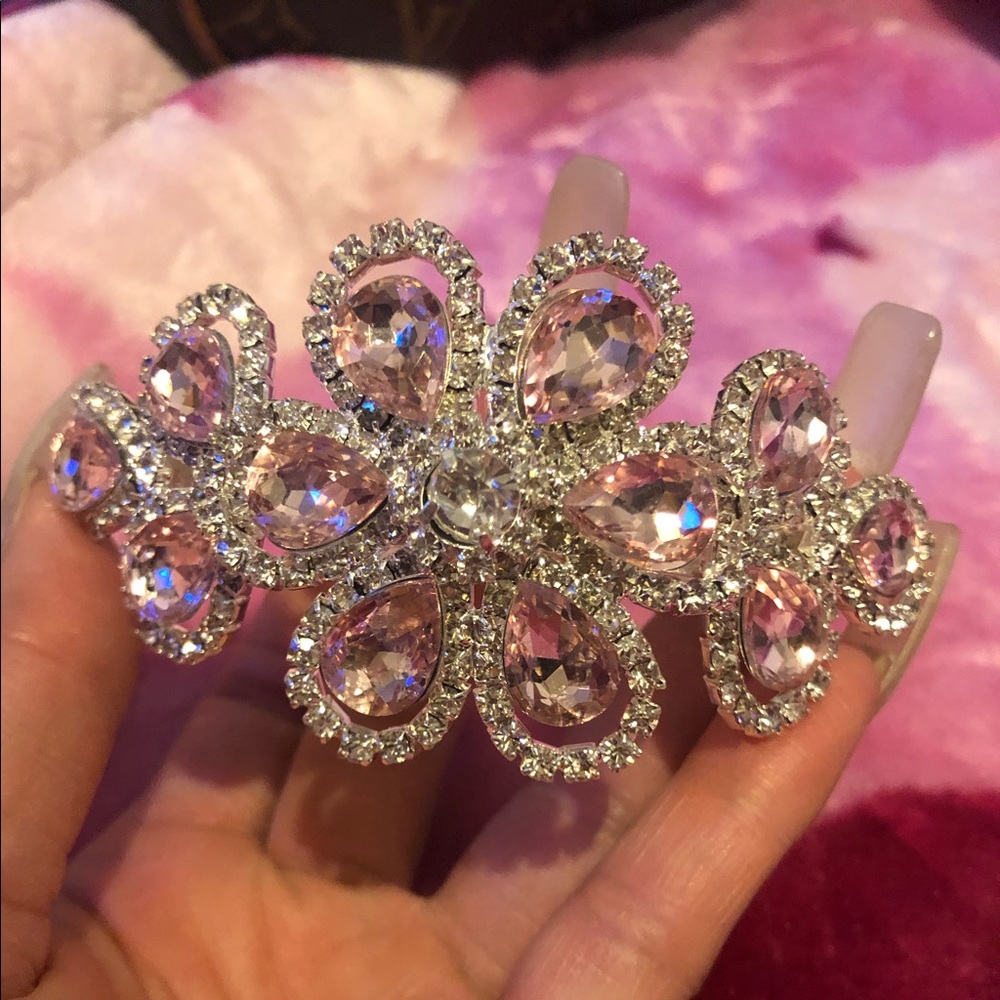 Beautiful hair clip sparkle pink rhinestone